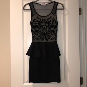 Black/Nude Paisley Print Dress